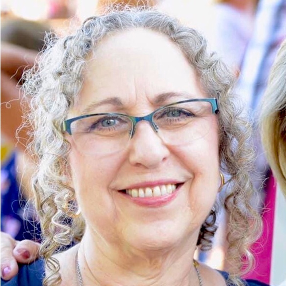 Meet your Posher, Della